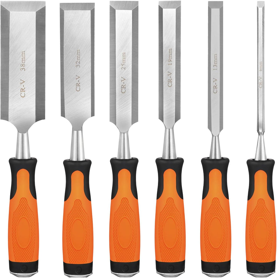 Chariso Six bevel-edge chisels in 6-, 12-, 19-, 25-, 32-, and 38-mm widths cover detailed